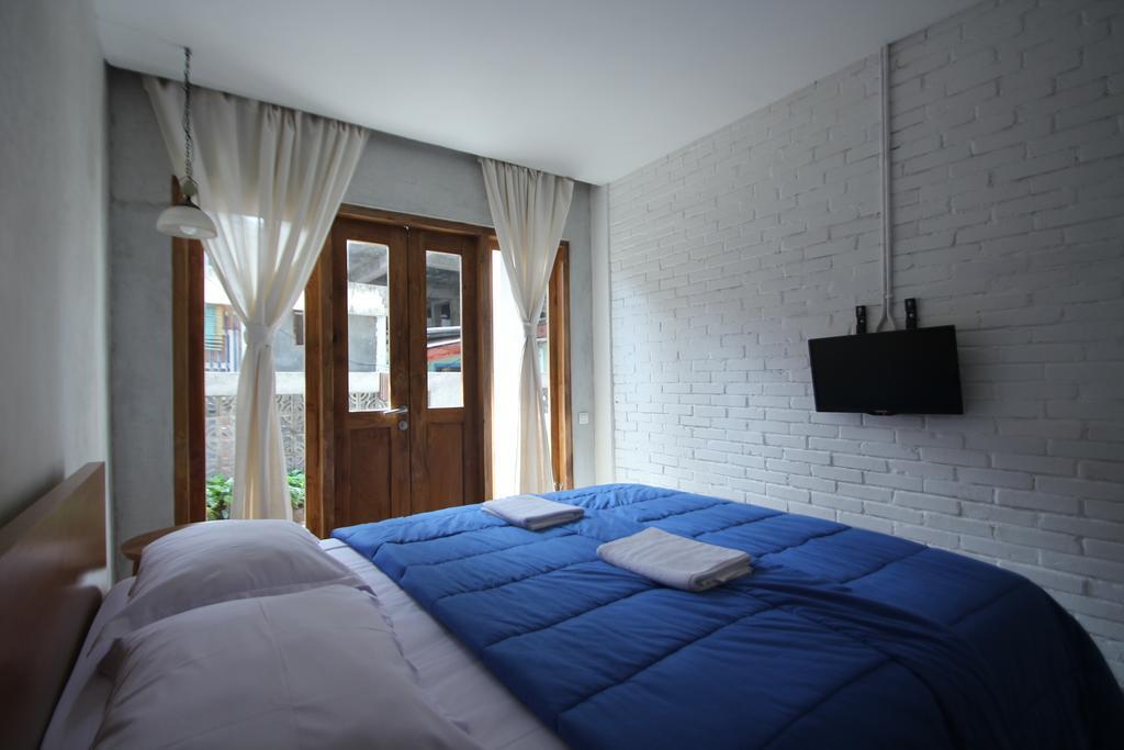 Pawon Cokelat Guesthouse Yogyakarta Zimmer foto